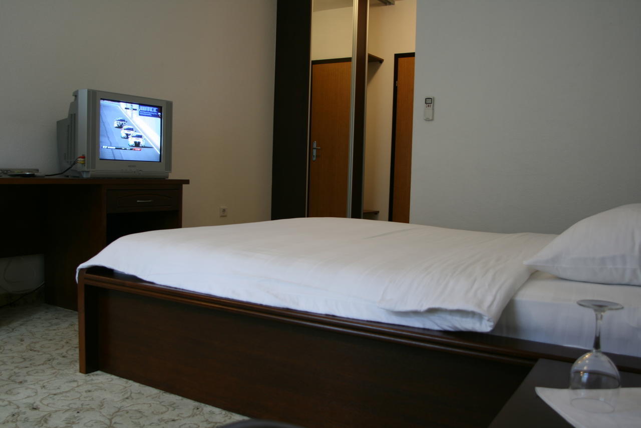 Motel Maksumic Jablanica Szoba fotó